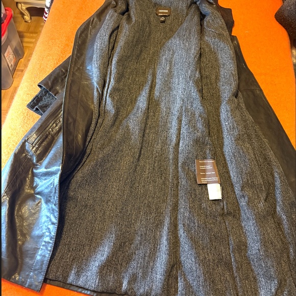 Vintage Danier chocolate brown full-length Italian leather coat NWOT - Picture 8 of 15